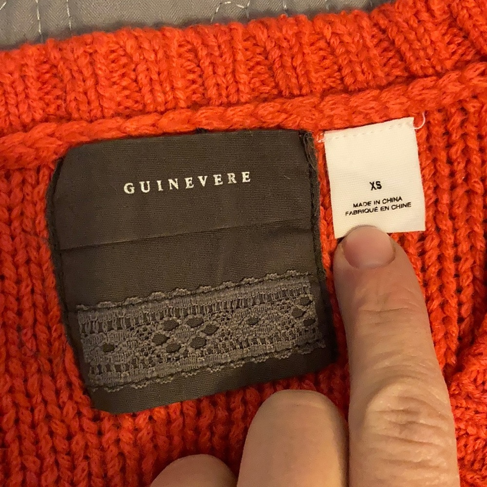 Guinevere Curved edge oversized sweater in Orange - Picture 8 of 10